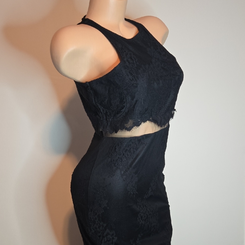 Missguided+ Black Lace Maxi Dress